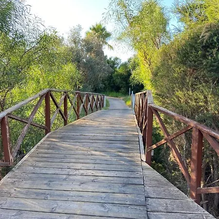 Апартаменты Salgados Retreat