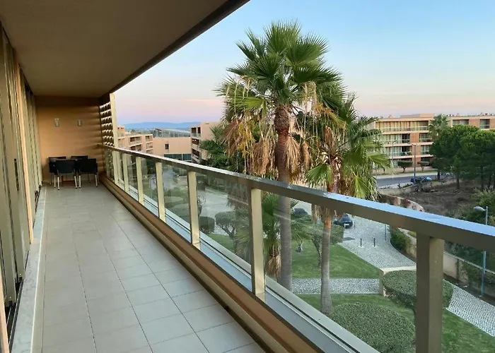 Salgados Retreat * Bicas